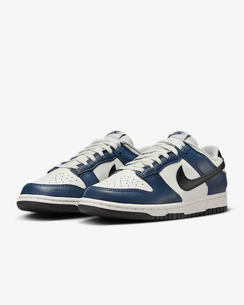 Nike Dunk Low - Image 2